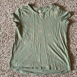 T-shirt green